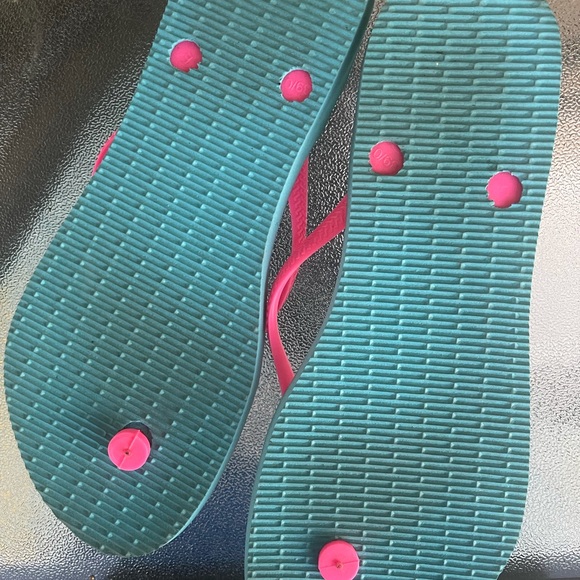 Havaianas Flip Flops pre owned  Size 9-10 - Picture 6 of 6